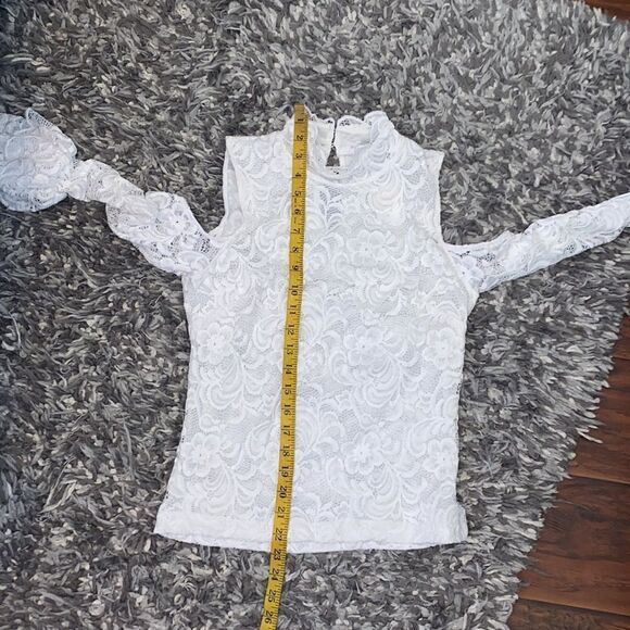 Bebe White Lace Cold Shoulder Top - Picture 7 of 9